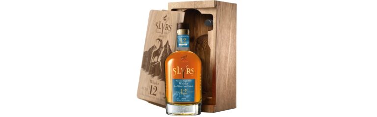 Neu: SLYRS Aged 12 Years Ice Wine Cask Finish – Der letzte seiner Art – die letzte Edition im Eichenholzblock!