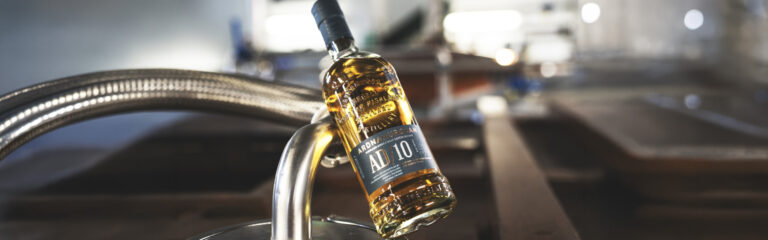 Gewinnen Sie je eine von drei Flaschen Ardnamurchan AD/10 – den kommenden Standard der innovativen-Highland Brennerei!