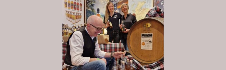 Riegger’s Selection auf der The Whisky Fair Limburg 2026 – zwei Messefässer, ein Hirsch und jede Menge Fassstärke