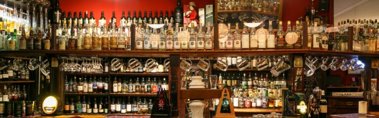 Happy Birthday: Das Union Jack – The Whisky Pub! feiert seinen 50. Geburtstag mit seinen Gästen