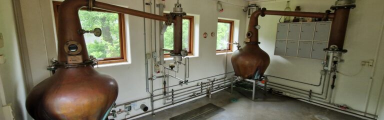 Dänischer Whisky: Zu Besuch bei Fary Lochan – Von Brennnessel-Rauch und alten Fässern (mit 32 Bildern)