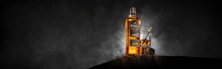 Wenn Genuss wieder Zeit bekommt: Bushmills mit vier Whiskey-Klassiker-Rezepten für den Winter