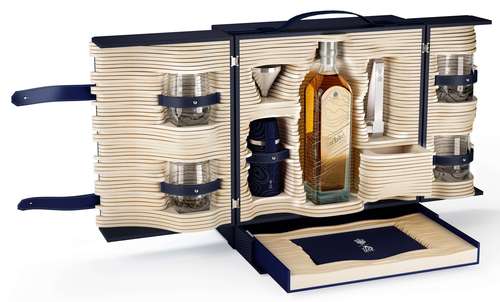 Neu: Johnnie Walker Blue Label Limited Edition Travellers Trunk designed by Alfred Dunhill
